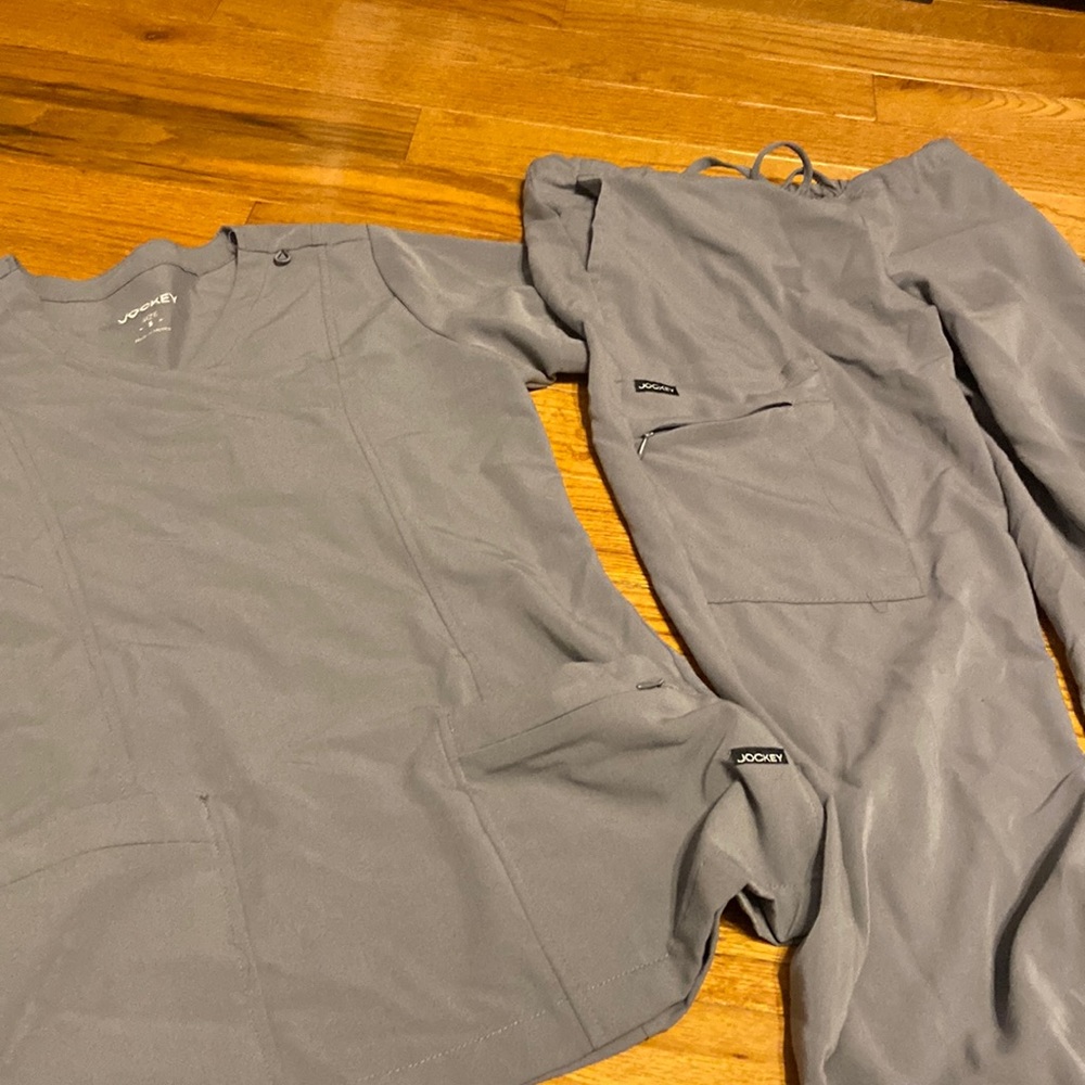 Jockey grey scrub pair